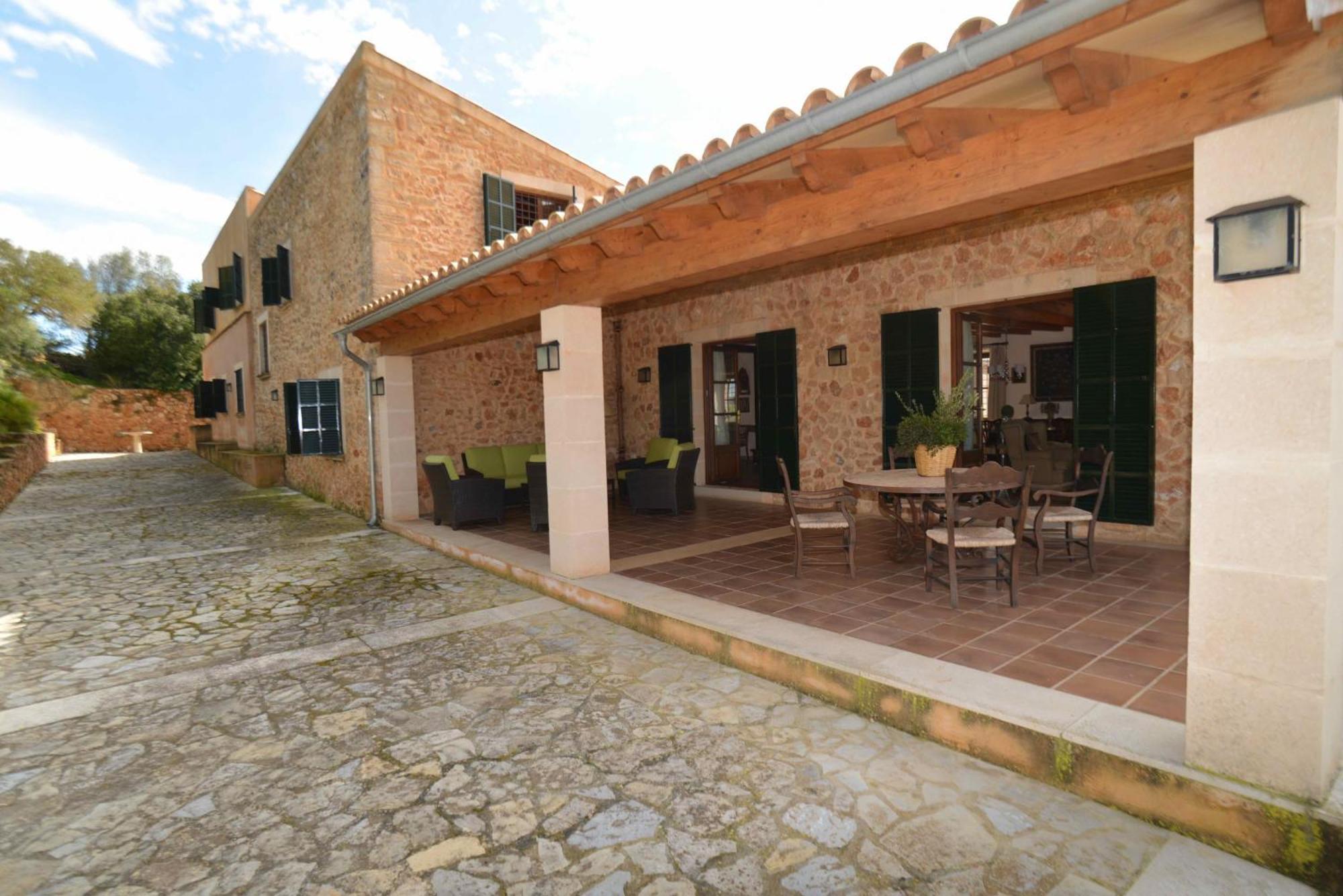 - 45104-4 Mallorca Villa Artá